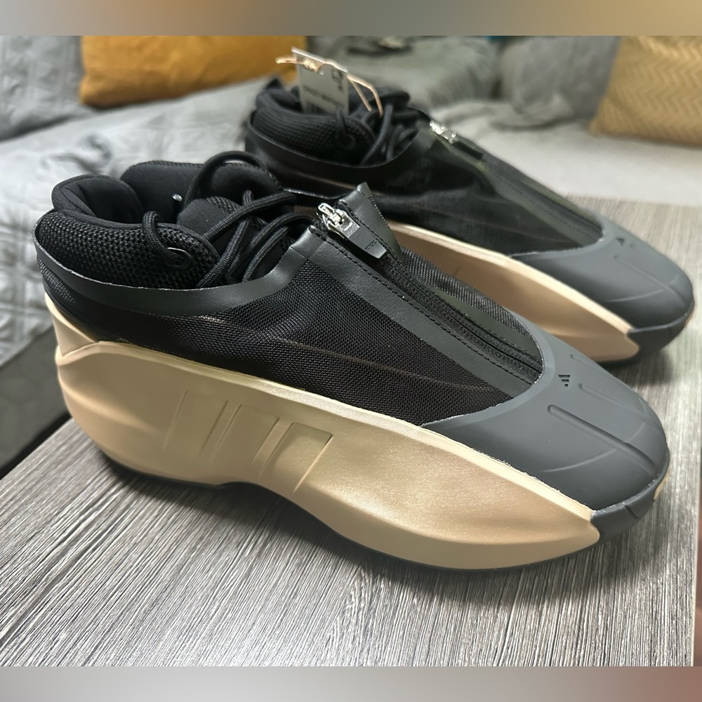 Adidas Crazy IIInfinity - M8; W9 - Black & Gold